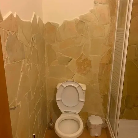 Airport Tourist's House Guest house